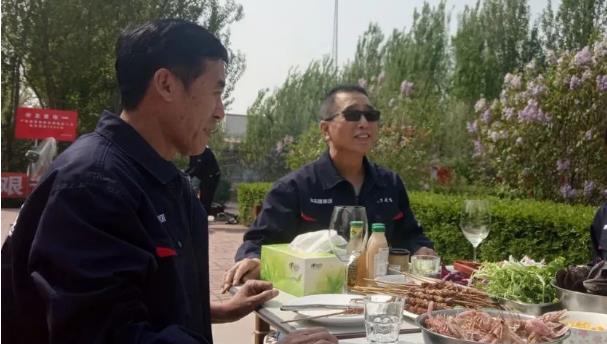 新冠疫情 經(jīng)濟(jì)衰退 化危為機 專精前行——2020奧吉娜集團(tuán)春夏Barbecue Salon隆重舉行